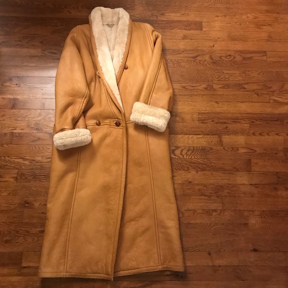 💯 % Sherling Floor Length Coat 🧥 - Picture 3 of 8